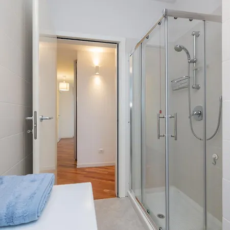 Charme A ゲストハウス ベルガモ